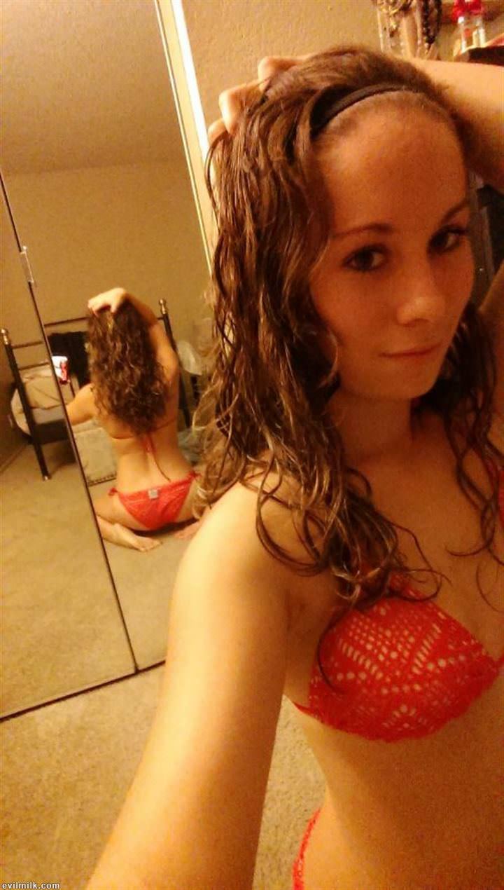 mirror mirror selfie.